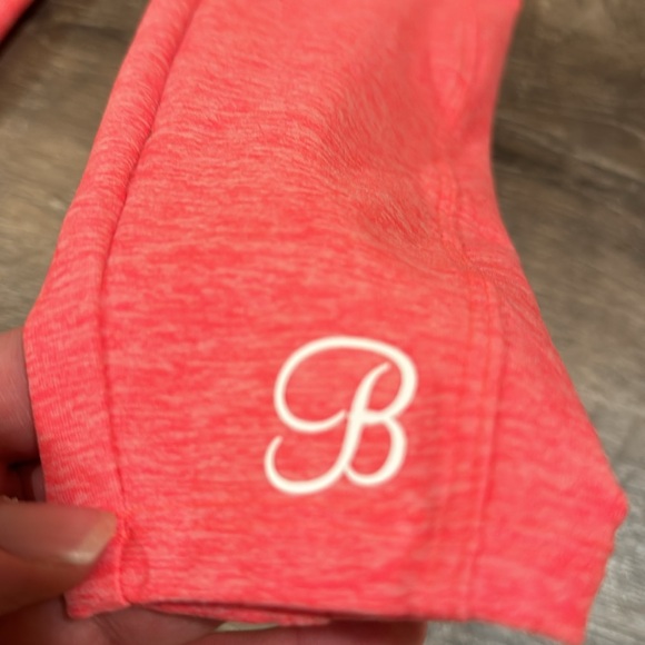 Bombshell curves - Picture 2 of 4